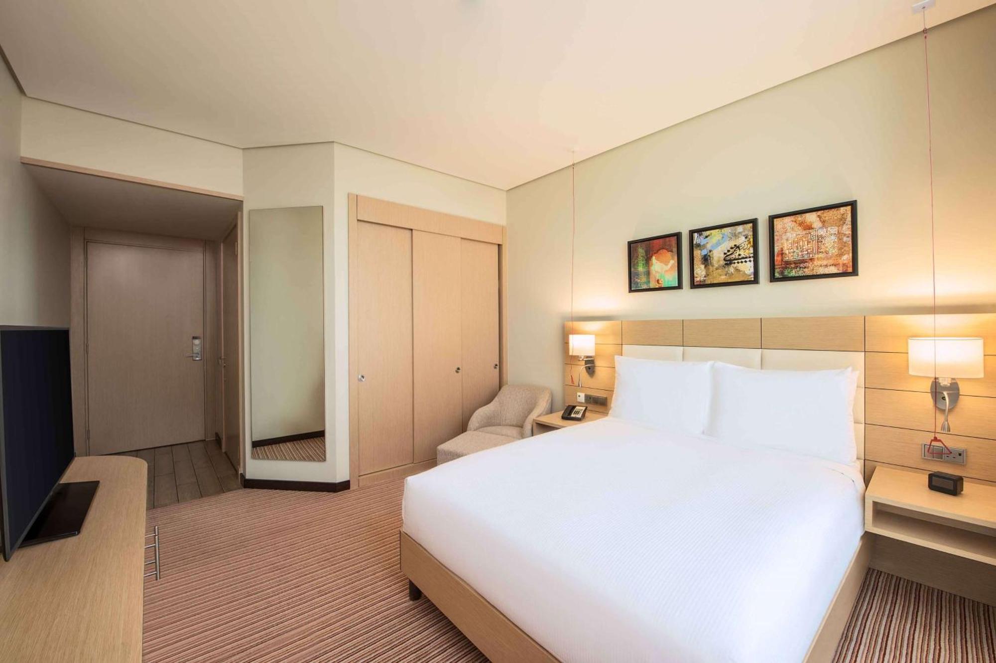 Hilton Garden Inn Ель-Хубар Екстер'єр фото